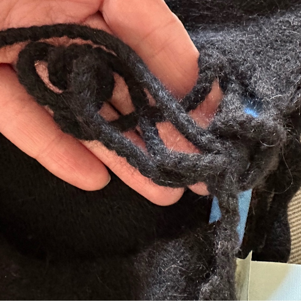dELiA*s Black Angora lambs wool soft Women's Sweater vintage! - Picture 8 of 9